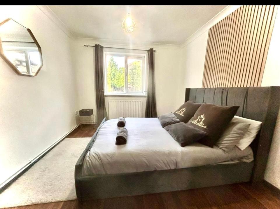 Apartment East *